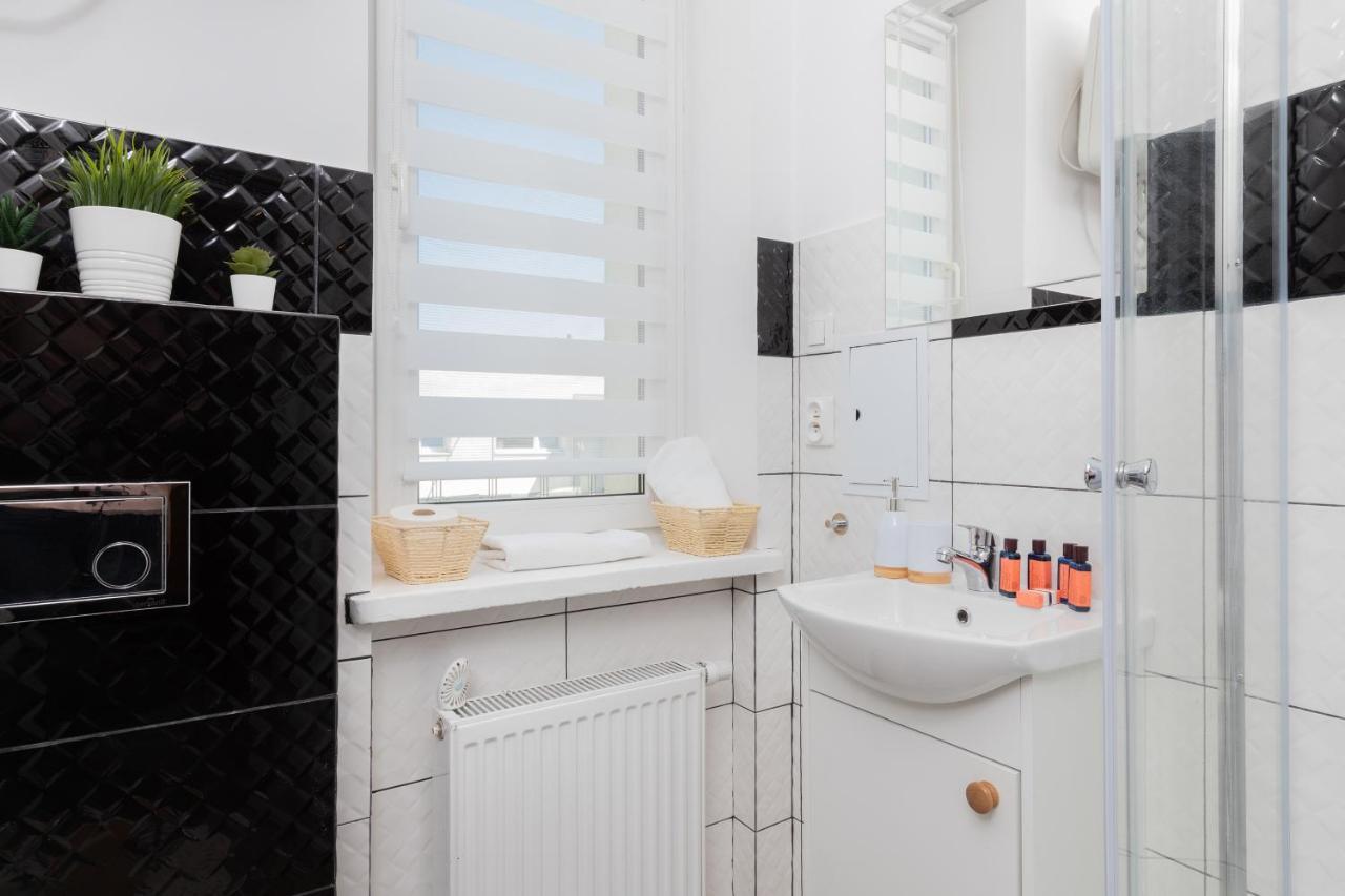 Apartment Swietojanska Riviera กดิเนีย ภายนอก รูปภาพ